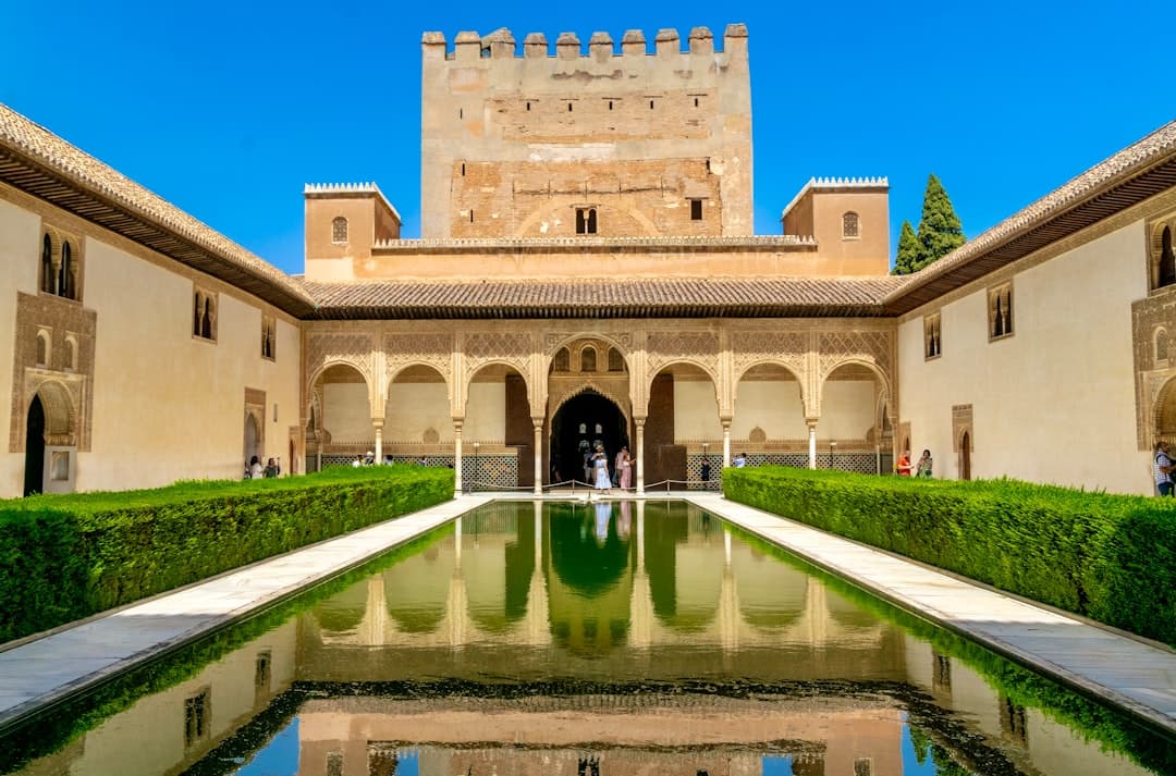 Host an exclusive event: private chef Granada guide